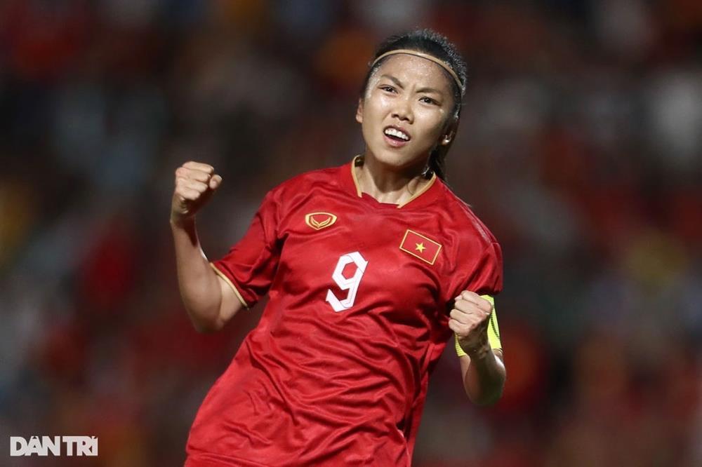FIFA khen ngợi đặc biệt hai ngôi sao Huỳnh Như, Thanh Nhã