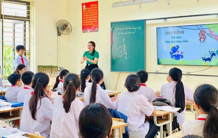 Giáo viên có được phép dạy thêm trong dịp hè?